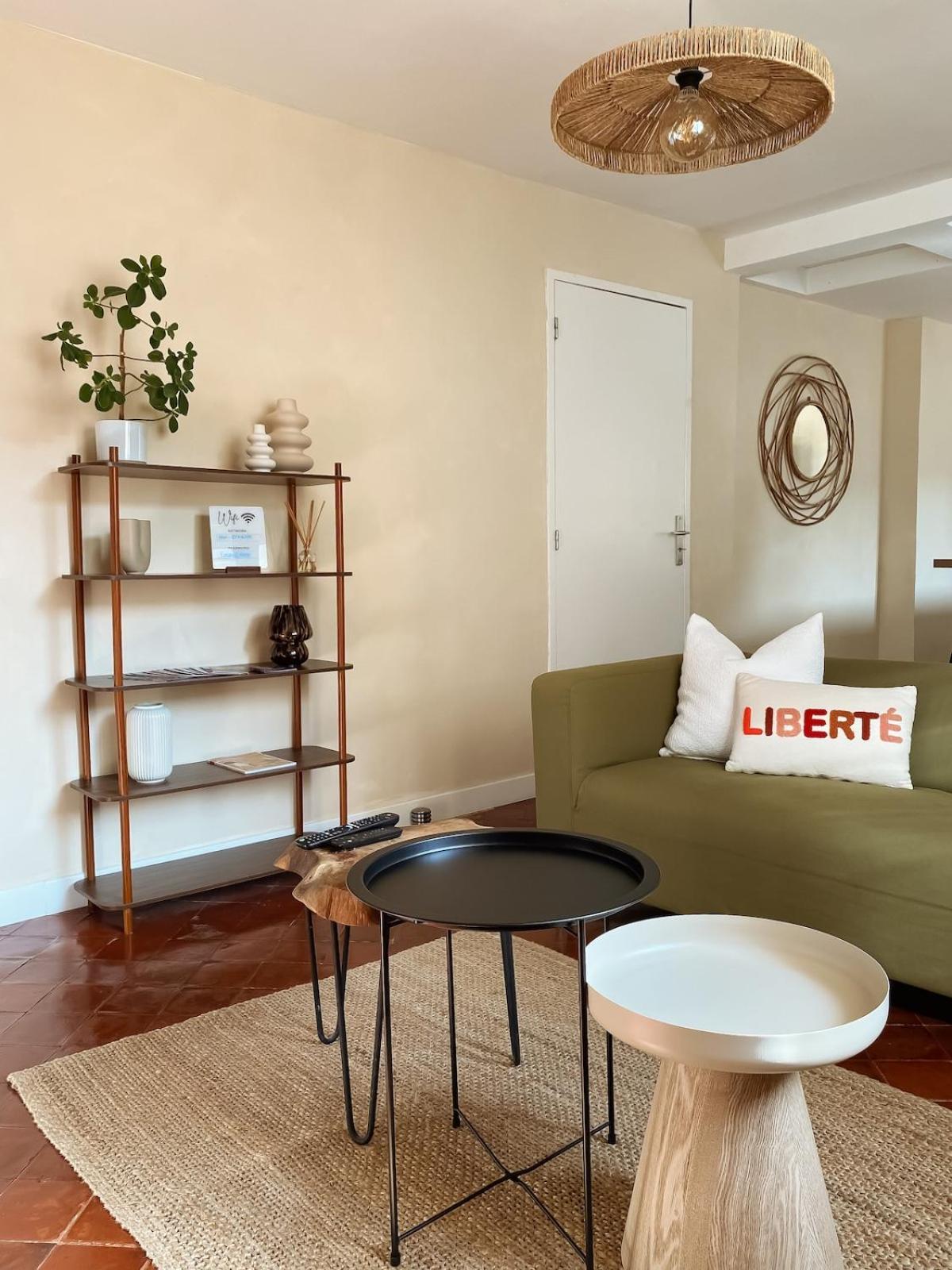 -La Casa D'Avignon- Lägenhet Exteriör bild